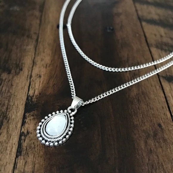 ๐โจ Double Layer Moonstone Necklace - Picture 3 of 4